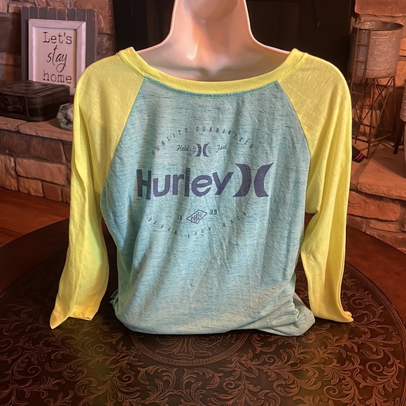 Hurley Raglan - Picture 2 of 3